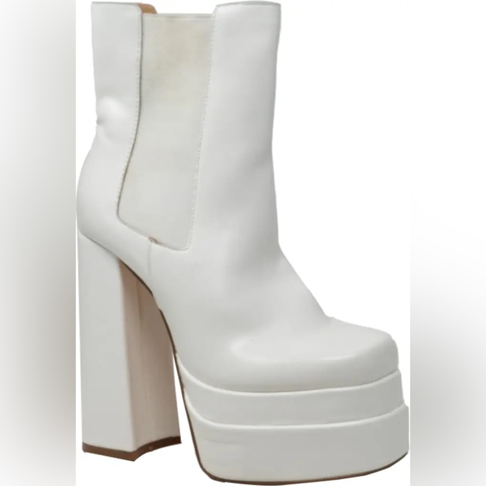 White Chunky Platform Boots Size 8